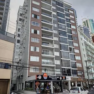 Na Avenida Atlantica Apartamento